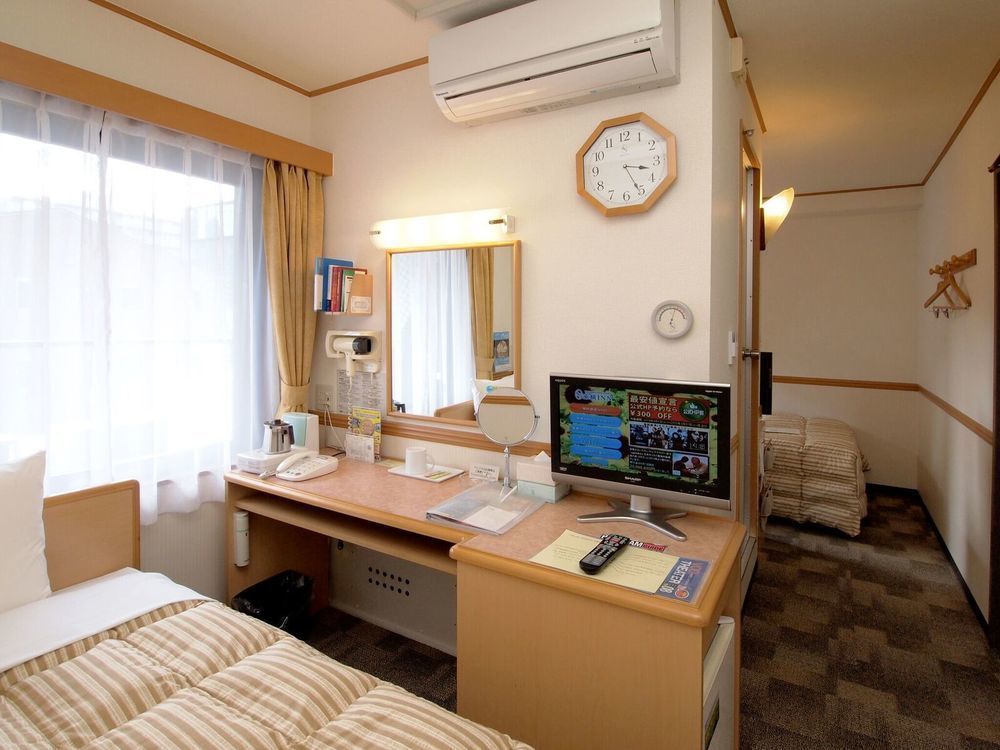 Toyoko Inn Jr Kobe Eki Kita Guchi Exterior photo